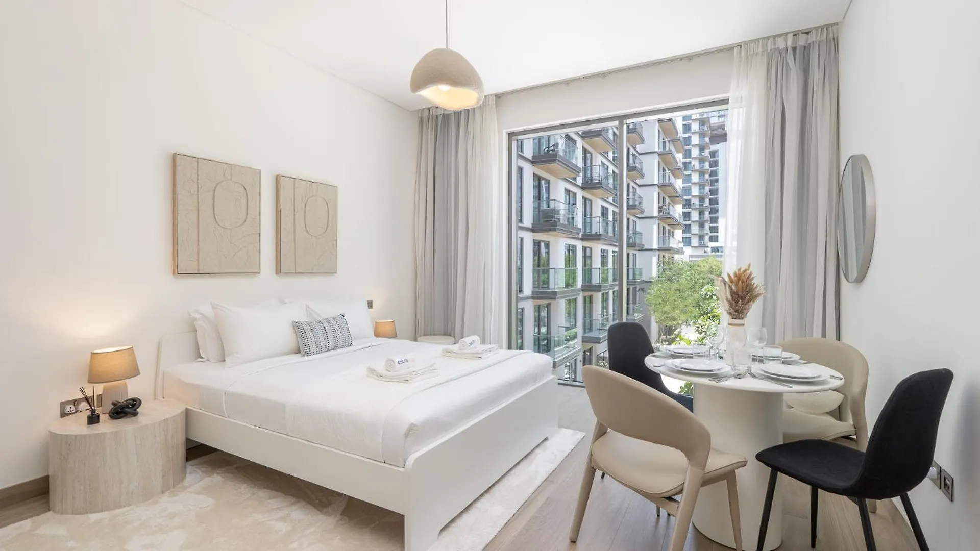 Modern Studio Sobha Hartland Near Downtown Dubai Apartment