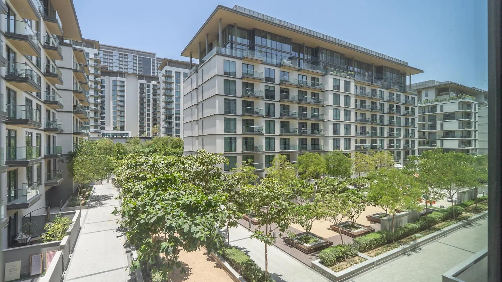 Modern Studio Sobha Hartland Near Downtown Dubai Apartment