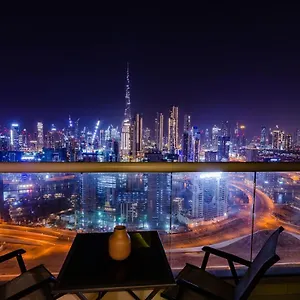 Apartament Royal Club By Rvhr, Paramount Tower B, Business Bay, Dubaj
