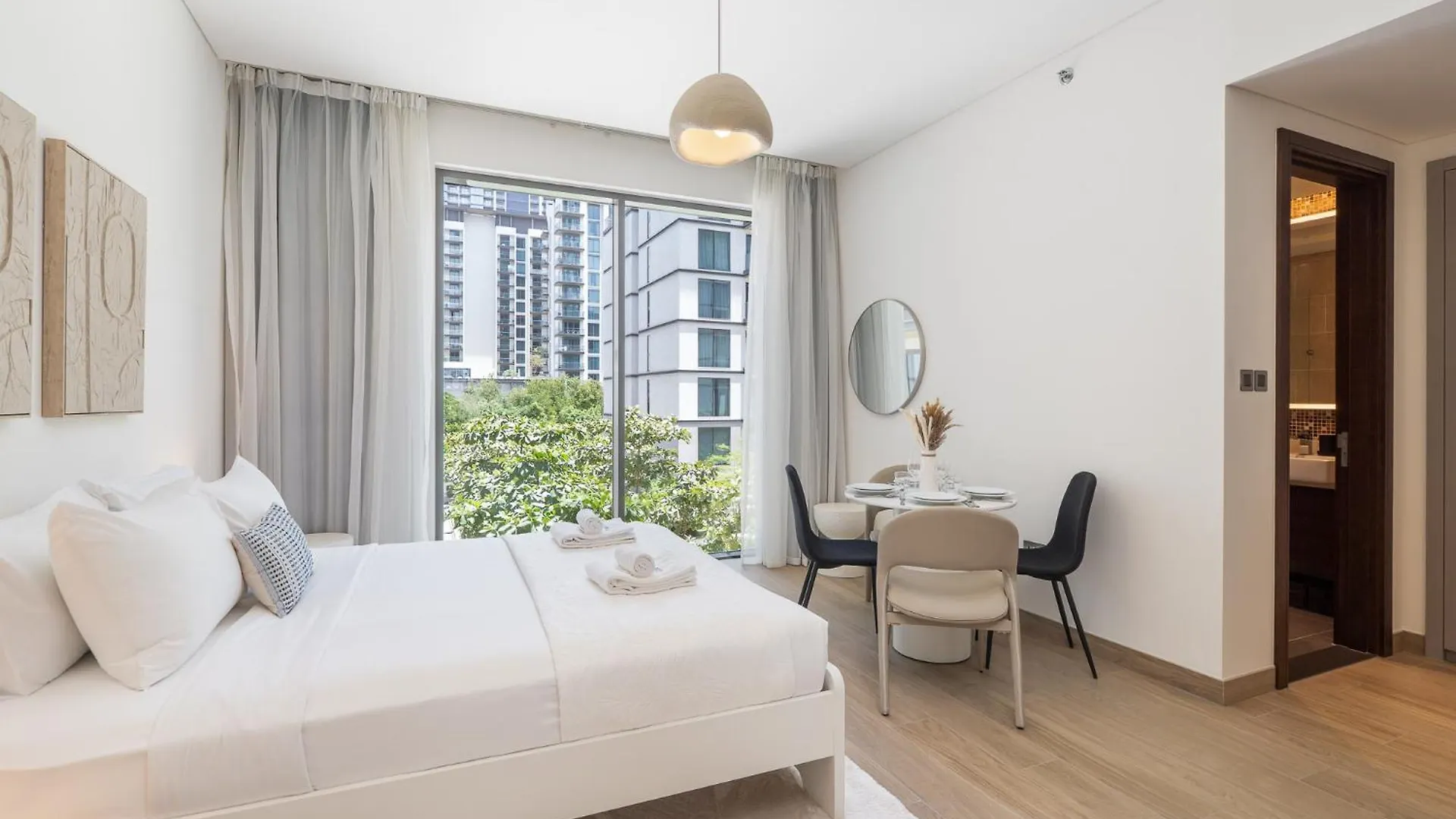 Modern Studio Sobha Hartland Near Downtown Dubai
