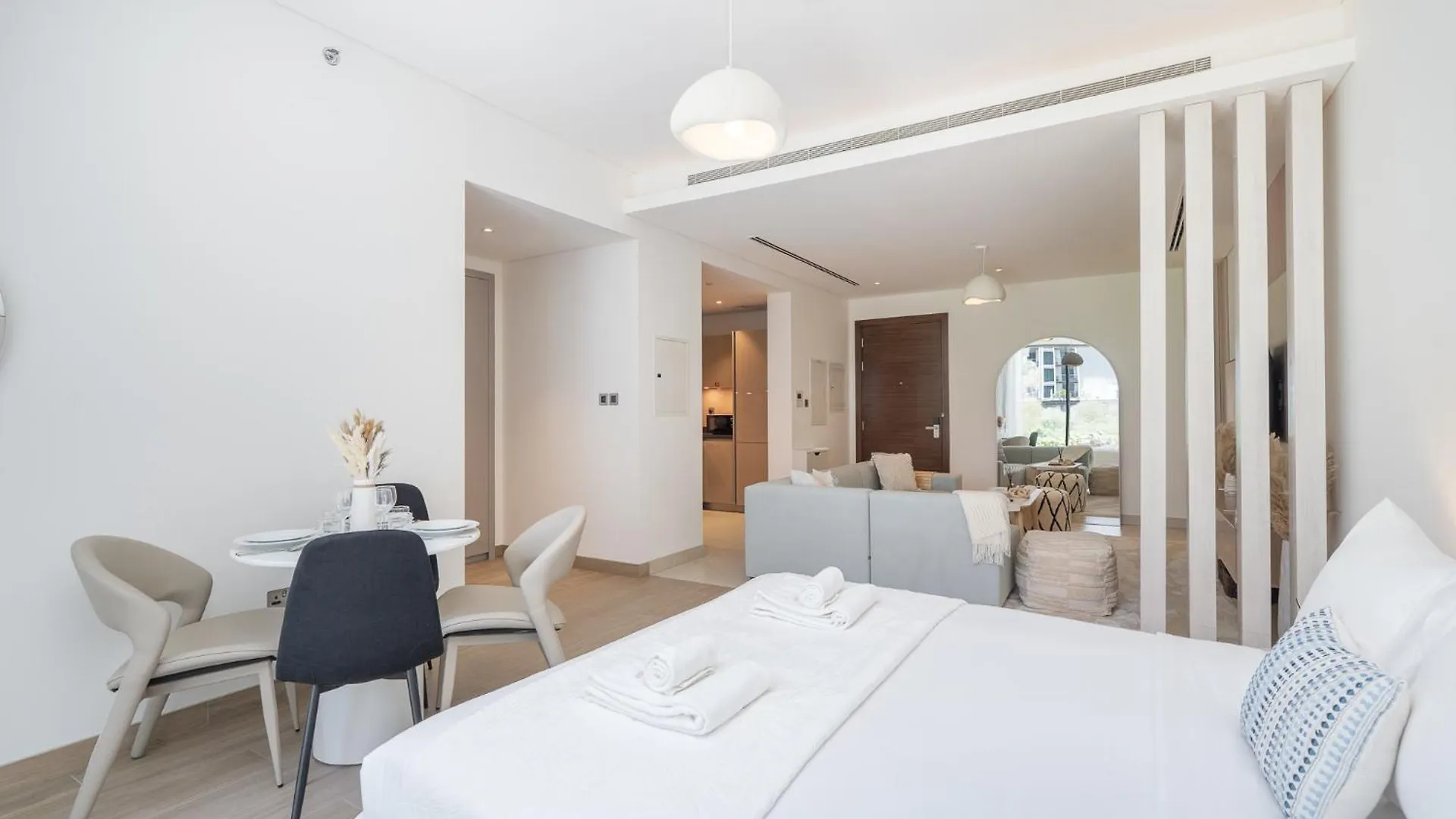 Modern Studio Sobha Hartland Near Downtown Dubai United Arab Emirates